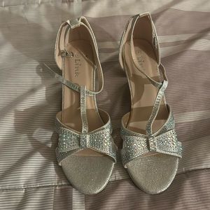 Link girl dress shoes